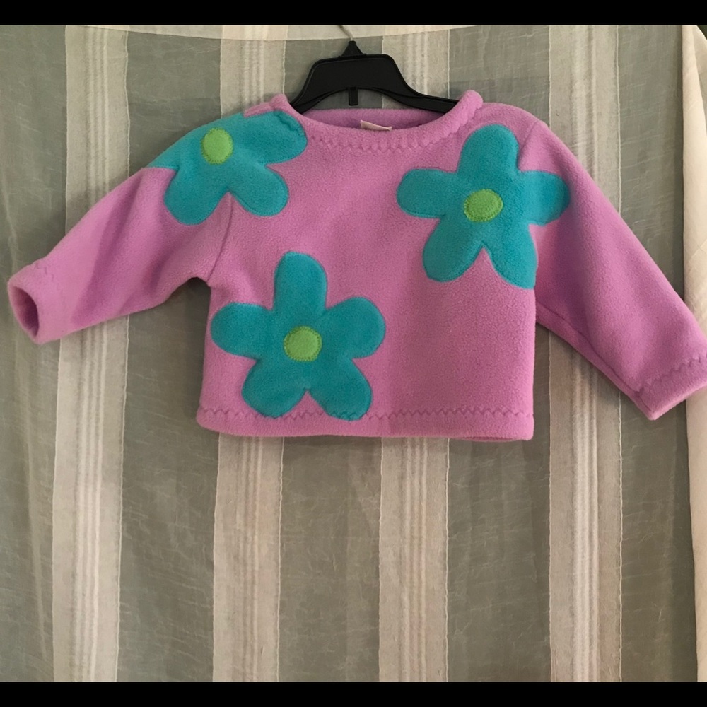 Girl’s Size 2 lilac and aqua fleece top